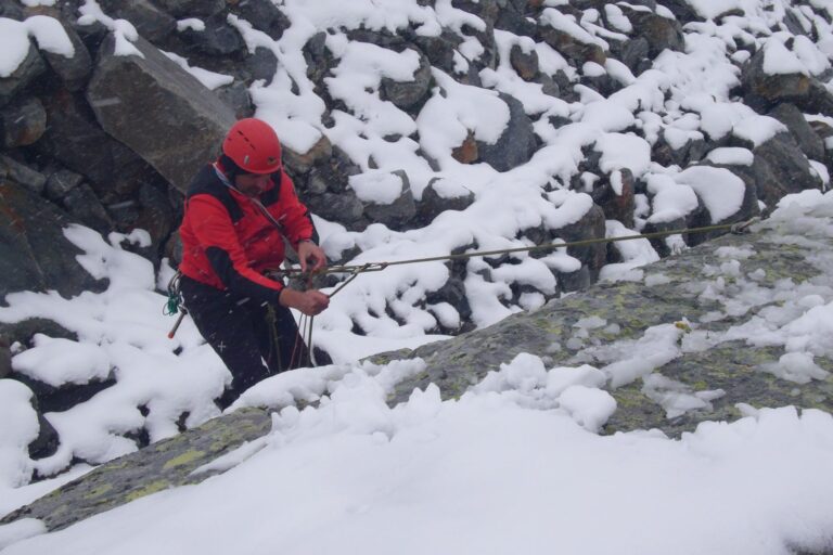 18 Eiskurs Coazhütte 2010_01